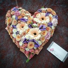 Closed Mixed Heart - Small