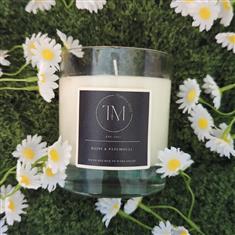 Daisy &amp; Patchouli