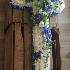 Cross blue and white