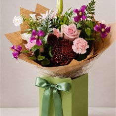 The Cheshire blush luxury bouquet 