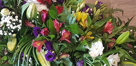 Casket Spray Alstroemeria