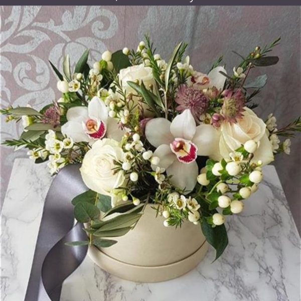 Catherine Ivory Orchid Hatbox