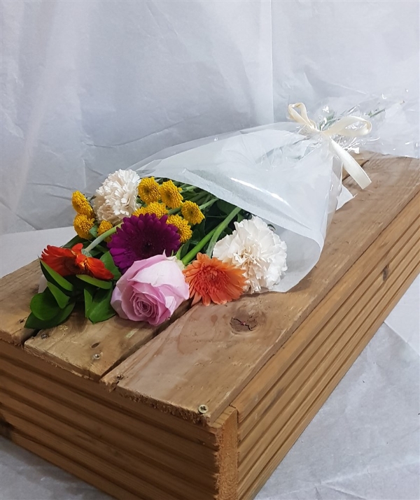 Traditional Bouquet Brights